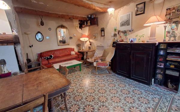 Maison à vendre    7 pièces •  Valensole