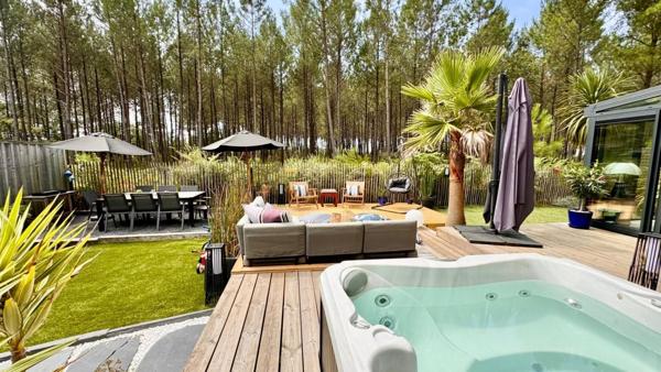 EXCEPTIONNEL AVEC JARDIN, JACUZZI et VUE FORÊT !!!