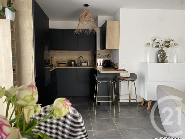 Appartement F4 à vendre  4 pièces - 78 m2 OZOIR LA FERRIERE - 77