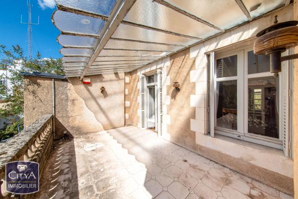 Appartement à vendre 6 pièces 201.35m² Poitiers (86000)