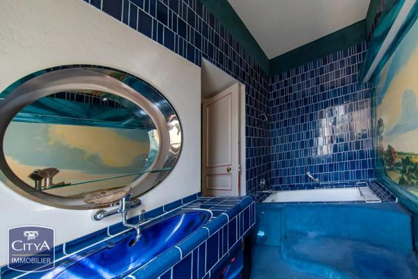 Appartement à vendre 6 pièces 201.35m² Poitiers (86000)