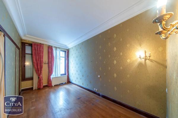 Appartement à vendre 6 pièces 201.35m² Poitiers (86000)