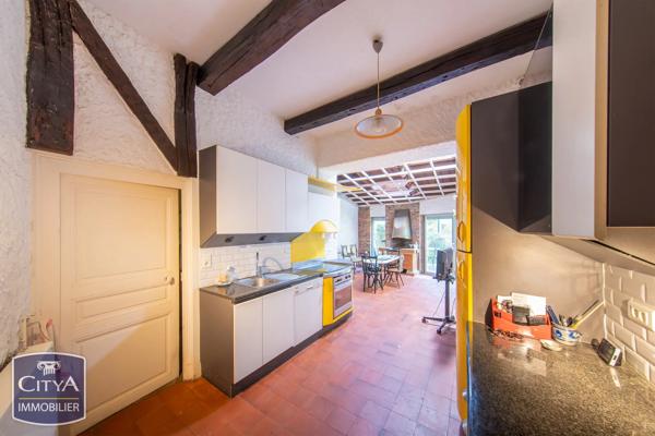 Appartement à vendre 6 pièces 201.35m² Poitiers (86000)