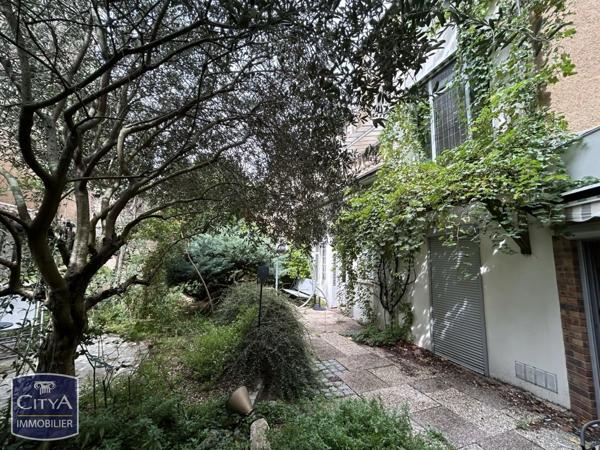 Appartement à vendre 6 pièces 201.35m² Poitiers (86000)