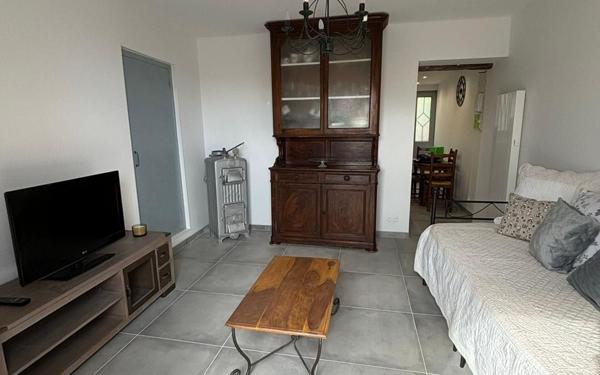 Maison à louer    3 pièces • 54,79 m2 Berre-les-Alpes