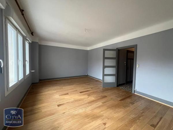Appartement à louer 2 pièces 56.79m² Vichy (03200)