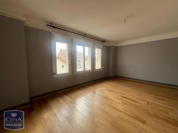 Appartement à louer 2 pièces 56.79m² Vichy (03200)