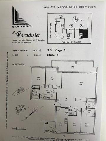 Vente                                                      Appartement
                        
                     6 pièces                      136 m2                     à Villeurbanne