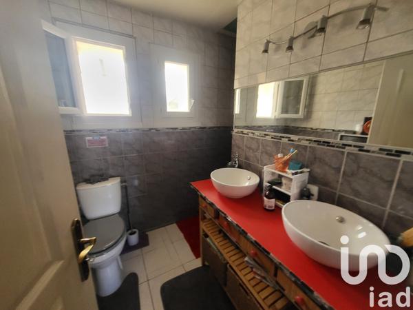 House for sale 4 rooms 93 m² Le Champ-Saint-Père