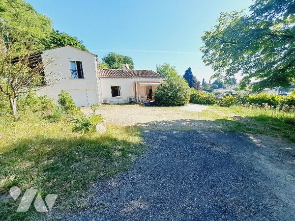 MONTBOUCHER-SUR-JABRON, maison de 122m²,6 chambres, sur 1130m² de parcelle.