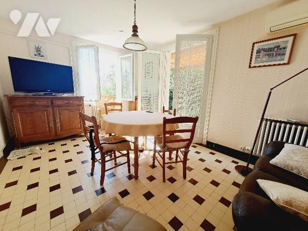 MONTBOUCHER-SUR-JABRON, maison de 122m²,6 chambres, sur 1130m² de parcelle.