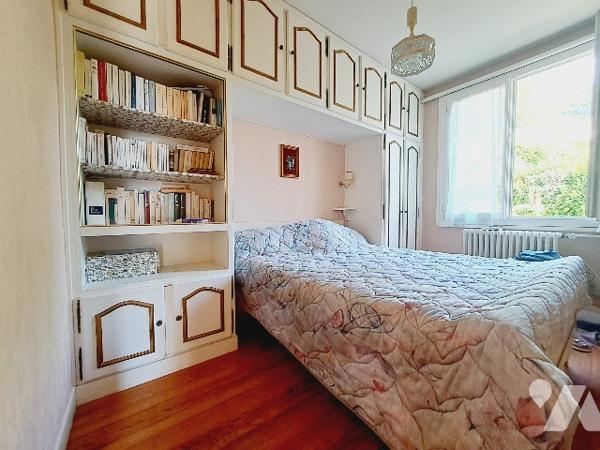 MONTBOUCHER-SUR-JABRON, maison de 122m²,6 chambres, sur 1130m² de parcelle.