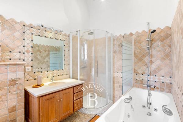 Lecci, Villa 9 Chambres -  433 m² à vendre
