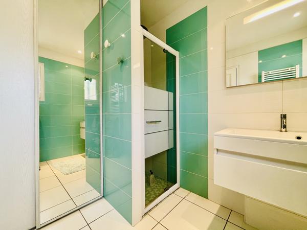 Villa méditerranéenne - piscine, patio et potentiel indépendant