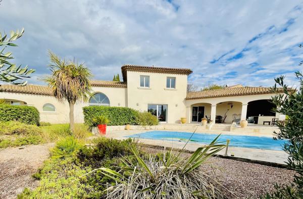 Villa méditerranéenne - piscine, patio et potentiel indépendant