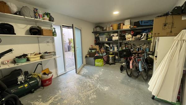 Maison des années 30 de 146 m² et sa dépendance de 45 m² au coeur de Chamalières