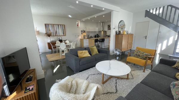 Maison des années 30 de 146 m² et sa dépendance de 45 m² au coeur de Chamalières