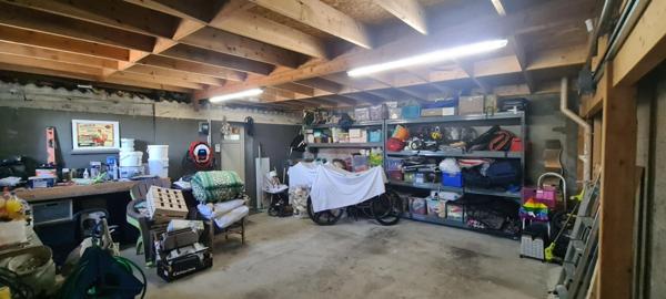 Maison Gorges 6 pièces 156.56 M²  (175.41 M² utile). 4 Chs . 2 bureaux . T 1200 M² . Garage . Abri