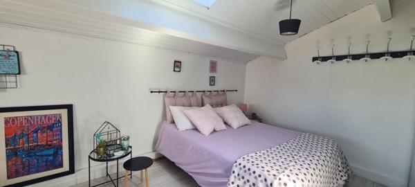 Maison Gorges 6 pièces 156.56 M²  (175.41 M² utile). 4 Chs . 2 bureaux . T 1200 M² . Garage . Abri