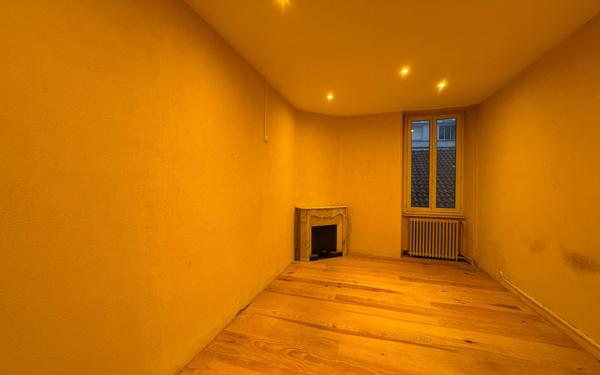 Appartement à vendre    4 pièces •  Aubenas