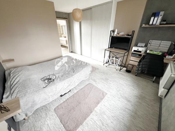 Maison 6 pièce(s) 3 chambre(s) 140 m²