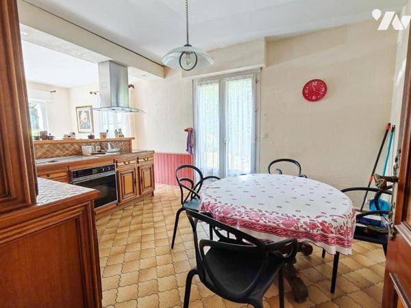 2252 - SAINT POL DE LEON - MAISON NEOBRETONNE DE 152M² SUR PARCELLE DE 1382M²