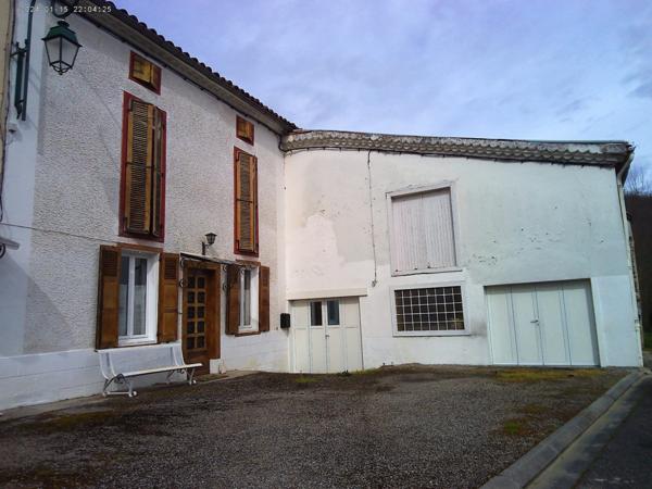 Maison à vendre 5 pièces proche de FOIX (09)