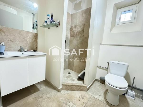 A VISITER SUR CAVAILLON, CENTRE VILLE APPARTEMENT DE 42 M² ENV.