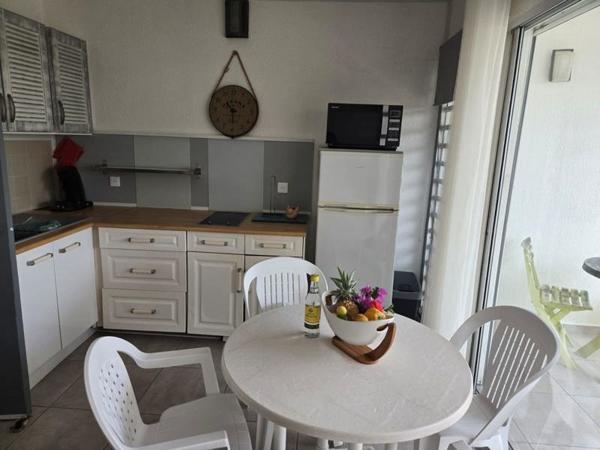 Appartement à vendre |  Saint-François |  2 pièces | 28 m²