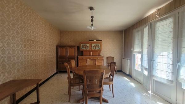 Maison familiale 143 m² – 6 chambres – terrain 1 300 m² – Allonne