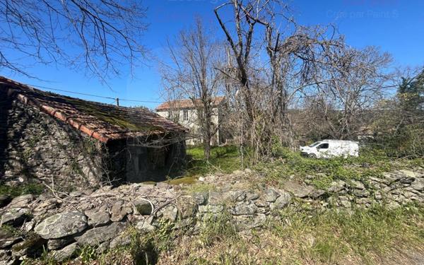 Maison à vendre    6 pièces •  Gravières