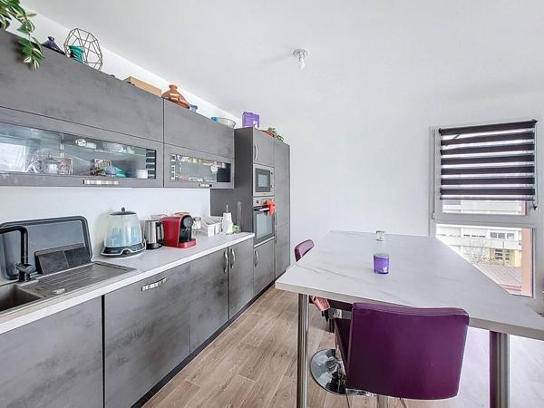 Appartement Roissy En Brie 3 pièce(s) 58 m2