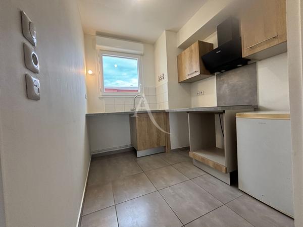 Appartement 3 pièce(s) lumineux de 60 m² avec terrasse, 2 stationnements