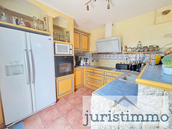 Orange (84100) Maison de 88m² sur une parcelle de 336m² à Orange