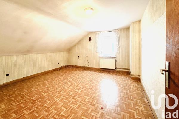Maison 6 pièces de 119 m² à Stiring-Wendel (57350)