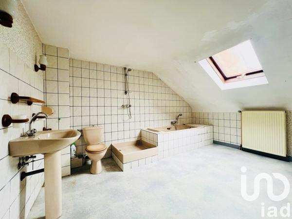 Maison 6 pièces de 119 m² à Stiring-Wendel (57350)