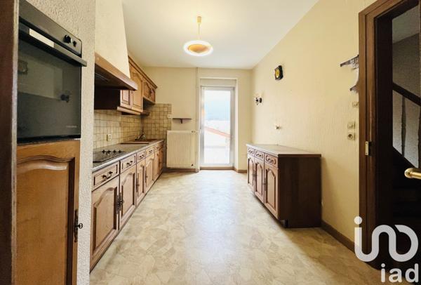 Maison 6 pièces de 119 m² à Stiring-Wendel (57350)