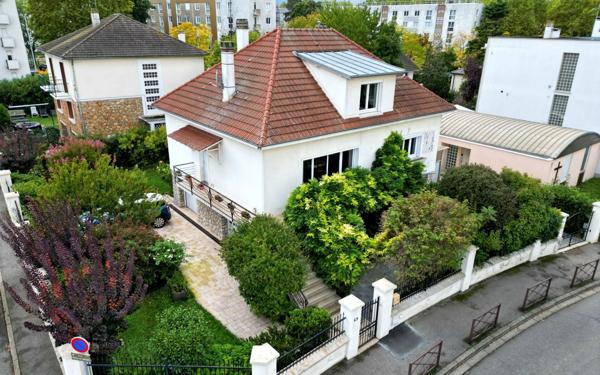 Maison à vendre    8 pièces •  Poissy