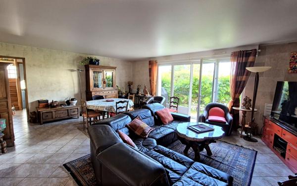 Maison à vendre    8 pièces •  Poissy