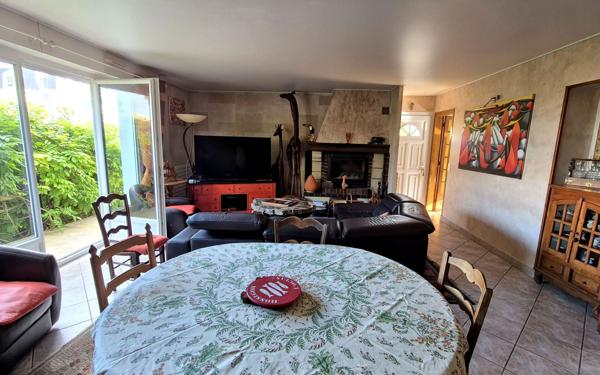 Maison à vendre    8 pièces •  Poissy