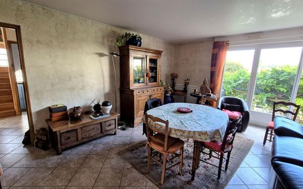 Maison à vendre    8 pièces •  Poissy