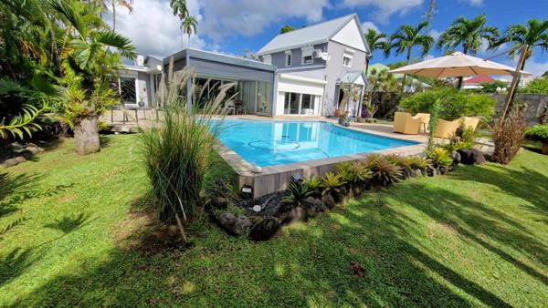 Moudong Sud magnifique villa de standing avec piscine sur 760 m² de terrain