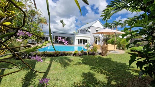 Moudong Sud magnifique villa de standing avec piscine sur 760 m² de terrain
