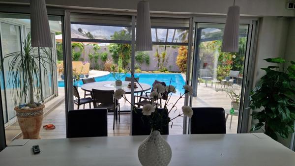 Moudong Sud magnifique villa de standing avec piscine sur 760 m² de terrain