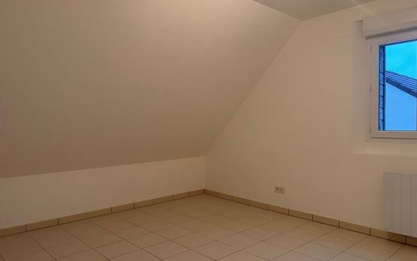 Appartement à louer    4 pièces •  Rainvillers