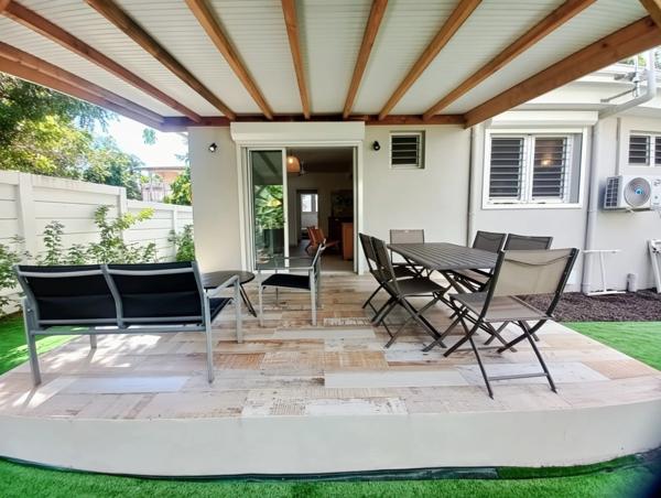 Villa premium T3 & son T2 à vendre à SAINTE ANNE Bourg (971) Guadeloupe -