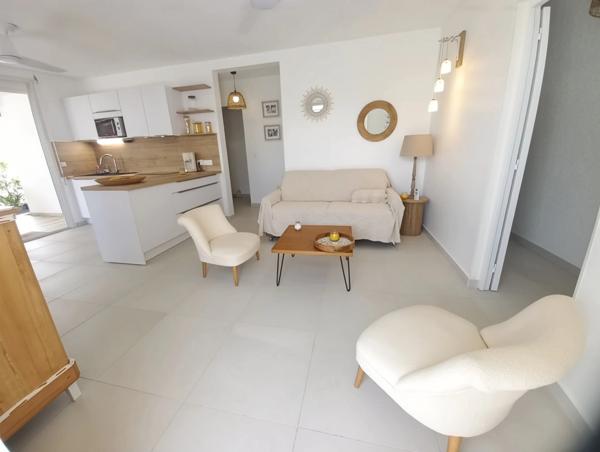 Villa premium T3 & son T2 à vendre à SAINTE ANNE Bourg (971) Guadeloupe -