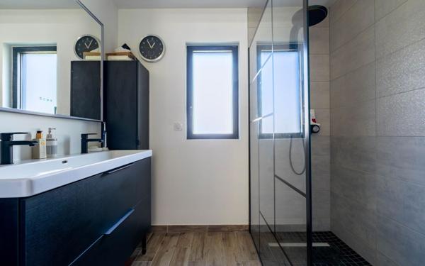 Maison à vendre    7 pièces •  Chessy