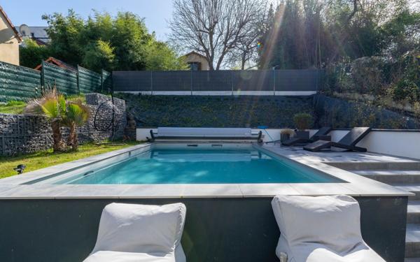 Maison à vendre    7 pièces •  Chessy