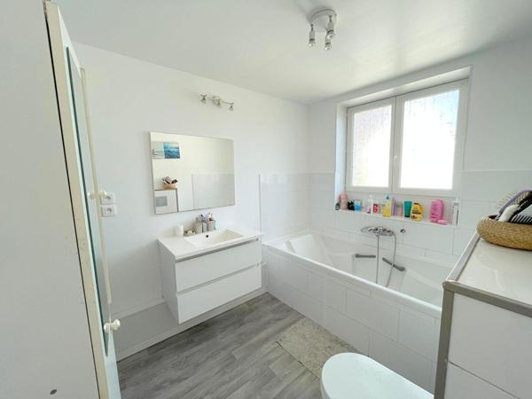 Maison Neuilly En Vexin 4 pièce(s) 121 m2